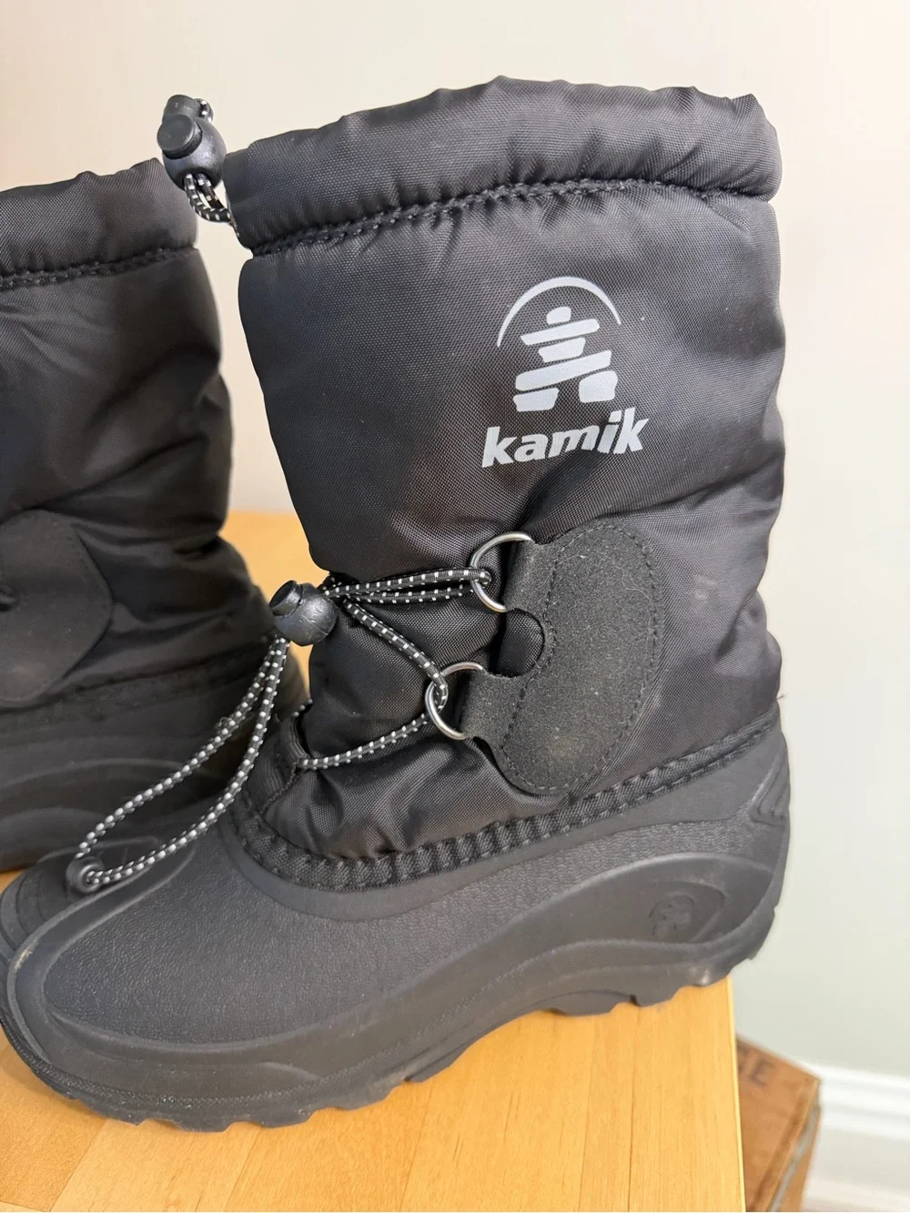 Kamik Size 3 WATERPROOF INSULATED Snow Boots - Black Kamik North Pole Big Kids